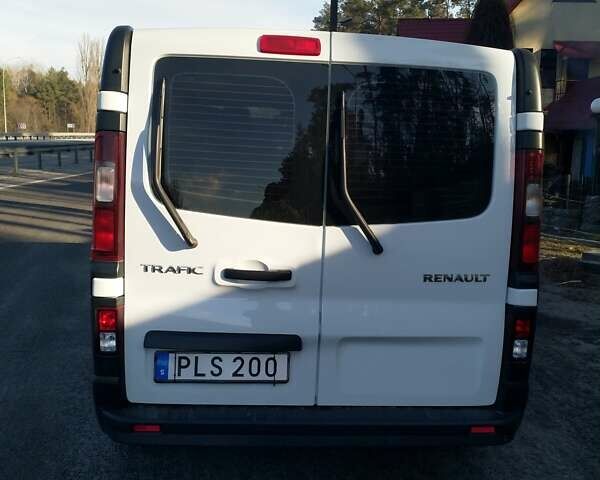 Белый Рено Трафик, объемом двигателя 1.6 л и пробегом 117 тыс. км за 18750 $, фото 39 на Automoto.ua