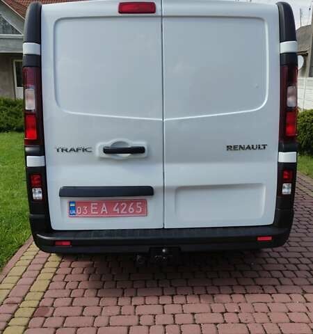 Білий Рено Трафік, об'ємом двигуна 1.6 л та пробігом 305 тис. км за 17200 $, фото 4 на Automoto.ua