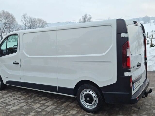 Белый Рено Трафик, объемом двигателя 1.6 л и пробегом 238 тыс. км за 9500 $, фото 4 на Automoto.ua