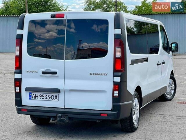 Білий Рено Трафік, об'ємом двигуна 1.6 л та пробігом 165 тис. км за 16500 $, фото 6 на Automoto.ua