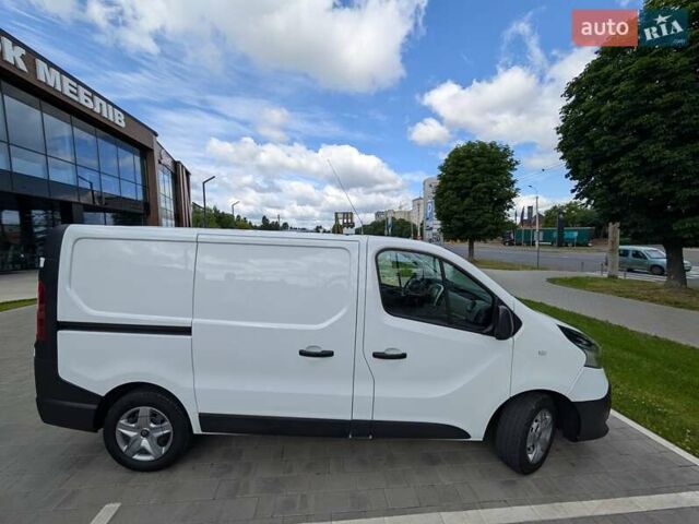 Белый Рено Трафик, объемом двигателя 1.6 л и пробегом 257 тыс. км за 13200 $, фото 39 на Automoto.ua