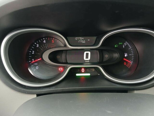 Білий Рено Трафік, об'ємом двигуна 1.6 л та пробігом 137 тис. км за 8500 $, фото 2 на Automoto.ua