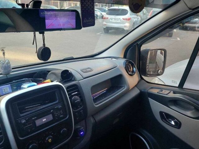 Белый Рено Трафик, объемом двигателя 1.6 л и пробегом 283 тыс. км за 13300 $, фото 7 на Automoto.ua