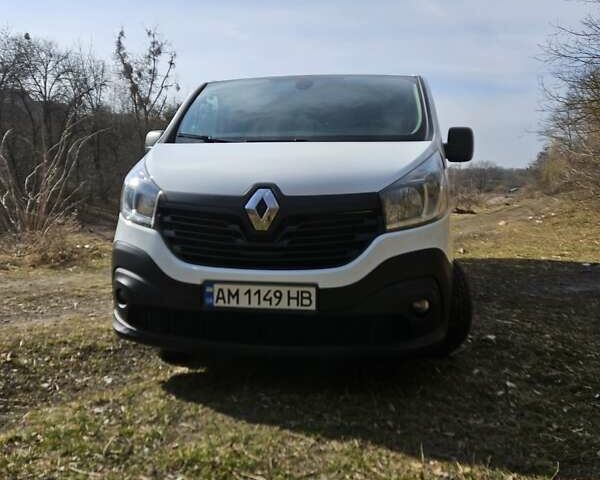 Белый Рено Трафик, объемом двигателя 1.6 л и пробегом 187 тыс. км за 13700 $, фото 4 на Automoto.ua