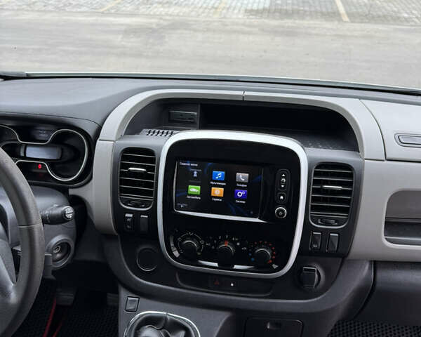 Белый Рено Трафик, объемом двигателя 1.6 л и пробегом 174 тыс. км за 14900 $, фото 26 на Automoto.ua