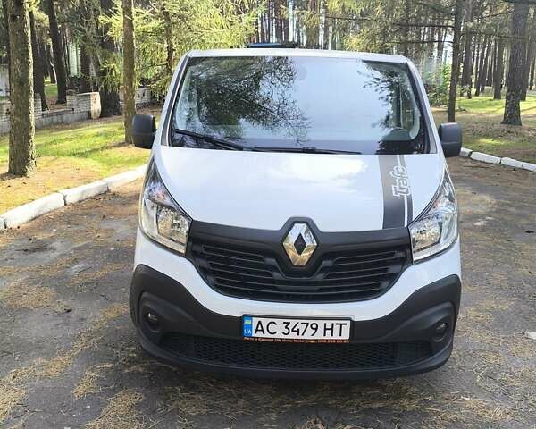 Белый Рено Трафик, объемом двигателя 1.6 л и пробегом 183 тыс. км за 16999 $, фото 14 на Automoto.ua