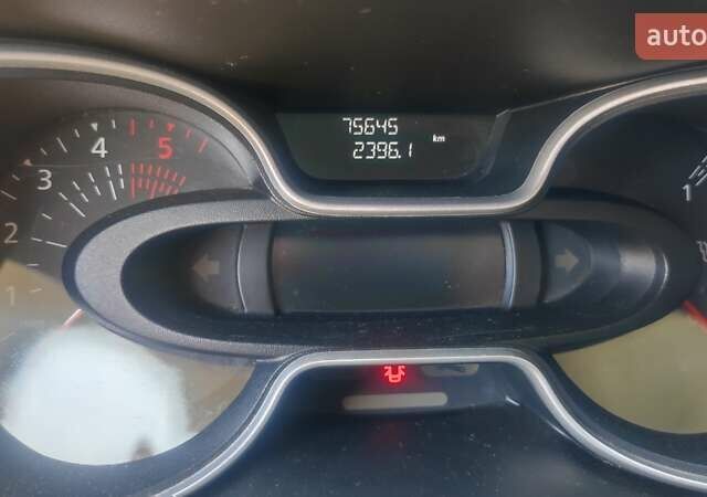 Белый Рено Трафик, объемом двигателя 1.6 л и пробегом 75 тыс. км за 15700 $, фото 13 на Automoto.ua