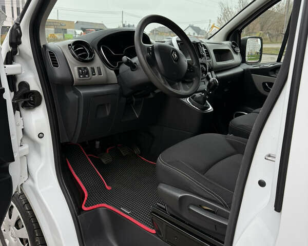 Белый Рено Трафик, объемом двигателя 1.6 л и пробегом 174 тыс. км за 14900 $, фото 29 на Automoto.ua