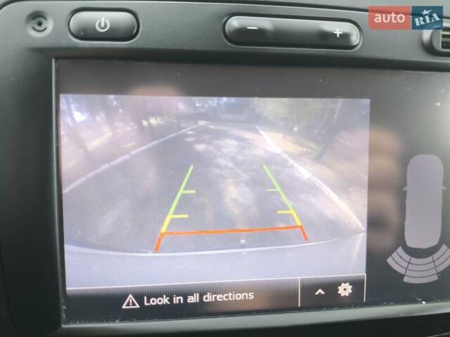 Белый Рено Трафик, объемом двигателя 1.6 л и пробегом 183 тыс. км за 16999 $, фото 22 на Automoto.ua