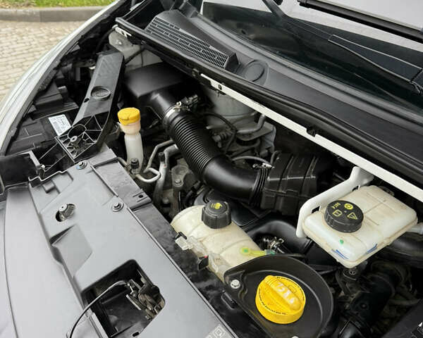 Белый Рено Трафик, объемом двигателя 1.6 л и пробегом 174 тыс. км за 14900 $, фото 35 на Automoto.ua