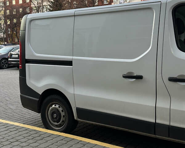 Білий Рено Трафік, об'ємом двигуна 1.6 л та пробігом 148 тис. км за 13000 $, фото 6 на Automoto.ua