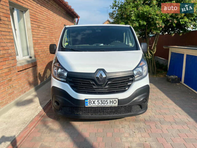 Білий Рено Трафік, об'ємом двигуна 1.6 л та пробігом 235 тис. км за 14999 $, фото 1 на Automoto.ua