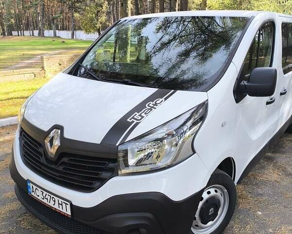 Белый Рено Трафик, объемом двигателя 1.6 л и пробегом 183 тыс. км за 16999 $, фото 15 на Automoto.ua