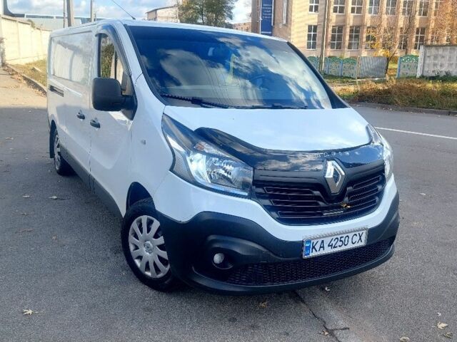 Белый Рено Трафик, объемом двигателя 1.6 л и пробегом 283 тыс. км за 13300 $, фото 23 на Automoto.ua