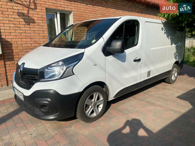 Белый Рено Трафик, объемом двигателя 1.6 л и пробегом 198 тыс. км за 14999 $, фото 5 на Automoto.ua