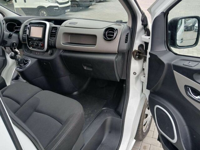 Білий Рено Трафік, об'ємом двигуна 1.6 л та пробігом 137 тис. км за 8500 $, фото 3 на Automoto.ua