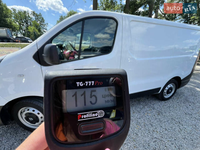 Белый Рено Трафик, объемом двигателя 1.6 л и пробегом 137 тыс. км за 15500 $, фото 11 на Automoto.ua