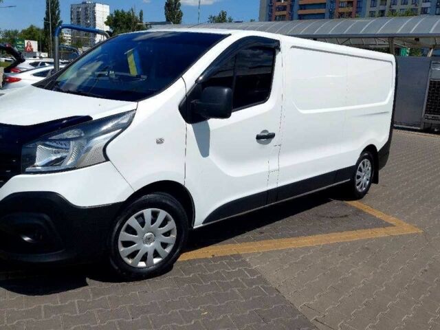 Белый Рено Трафик, объемом двигателя 1.6 л и пробегом 283 тыс. км за 13300 $, фото 3 на Automoto.ua