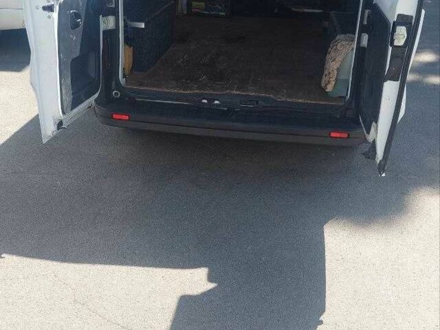 Белый Рено Трафик, объемом двигателя 1.6 л и пробегом 283 тыс. км за 13300 $, фото 8 на Automoto.ua