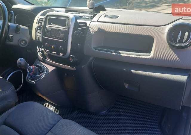 Білий Рено Трафік, об'ємом двигуна 1.6 л та пробігом 280 тис. км за 13999 $, фото 16 на Automoto.ua