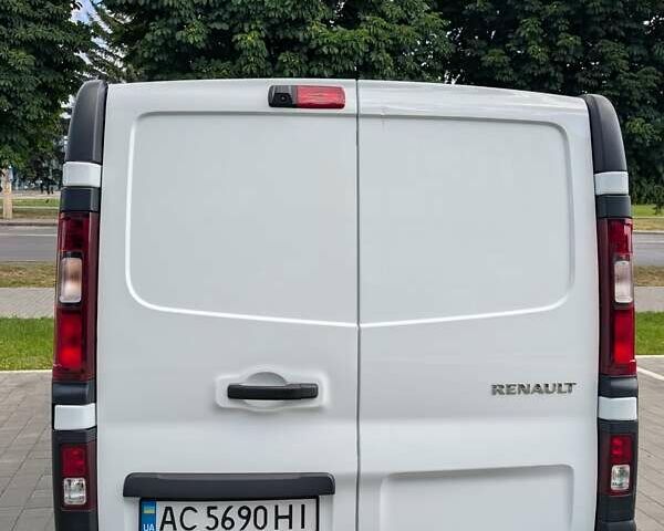 Белый Рено Трафик, объемом двигателя 1.6 л и пробегом 257 тыс. км за 13200 $, фото 10 на Automoto.ua