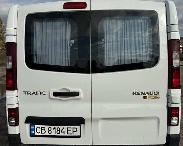 Білий Рено Трафік, об'ємом двигуна 1.6 л та пробігом 181 тис. км за 17600 $, фото 6 на Automoto.ua