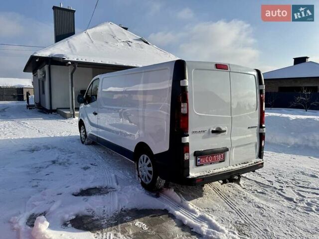 Белый Рено Трафик, объемом двигателя 1.6 л и пробегом 202 тыс. км за 12900 $, фото 12 на Automoto.ua