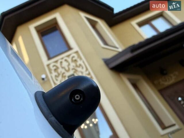 Белый Рено Трафик, объемом двигателя 1.6 л и пробегом 274 тыс. км за 18950 $, фото 37 на Automoto.ua