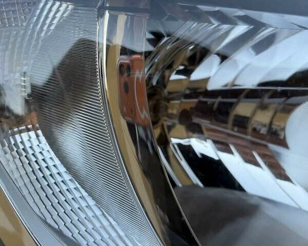 Белый Рено Трафик, объемом двигателя 1.6 л и пробегом 274 тыс. км за 18950 $, фото 23 на Automoto.ua