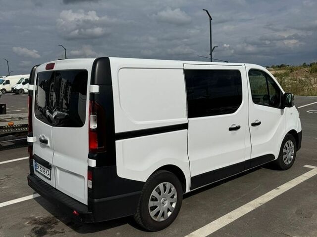 Білий Рено Трафік, об'ємом двигуна 1.6 л та пробігом 276 тис. км за 16900 $, фото 7 на Automoto.ua