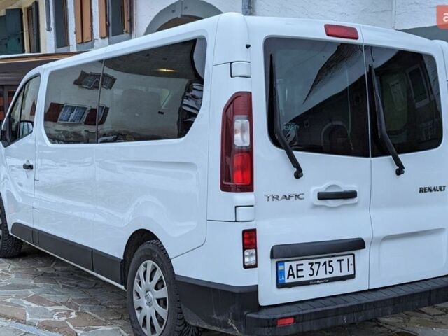Білий Рено Трафік, об'ємом двигуна 1.6 л та пробігом 315 тис. км за 15900 $, фото 4 на Automoto.ua