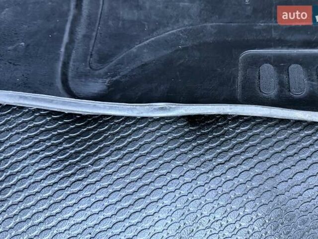 Белый Рено Трафик, объемом двигателя 1.6 л и пробегом 274 тыс. км за 18950 $, фото 134 на Automoto.ua