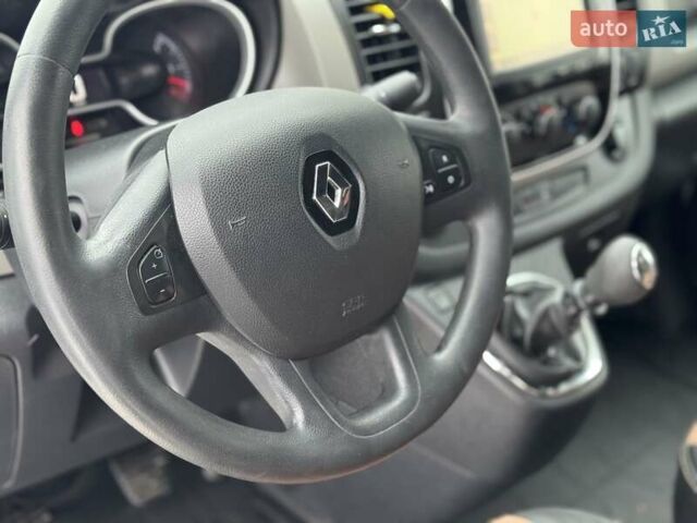 Білий Рено Трафік, об'ємом двигуна 1.6 л та пробігом 251 тис. км за 16900 $, фото 21 на Automoto.ua
