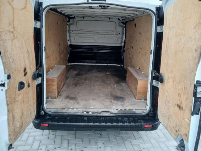 Білий Рено Трафік, об'ємом двигуна 1.6 л та пробігом 137 тис. км за 8500 $, фото 5 на Automoto.ua