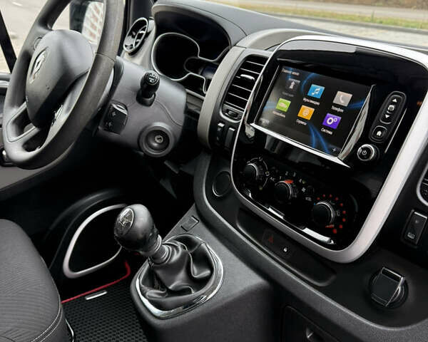 Белый Рено Трафик, объемом двигателя 1.6 л и пробегом 174 тыс. км за 14900 $, фото 25 на Automoto.ua