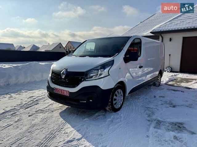 Белый Рено Трафик, объемом двигателя 1.6 л и пробегом 202 тыс. км за 12900 $, фото 1 на Automoto.ua