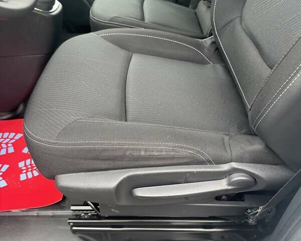 Білий Рено Трафік, об'ємом двигуна 1.6 л та пробігом 227 тис. км за 14000 $, фото 20 на Automoto.ua