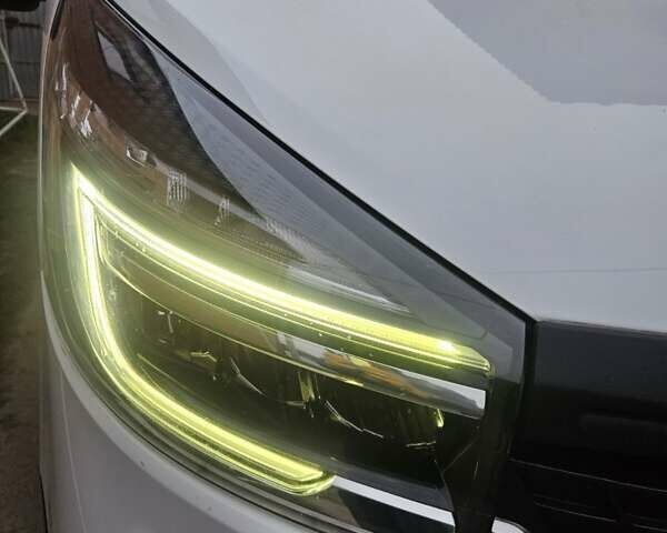 Білий Рено Трафік, об'ємом двигуна 2 л та пробігом 123 тис. км за 17900 $, фото 3 на Automoto.ua