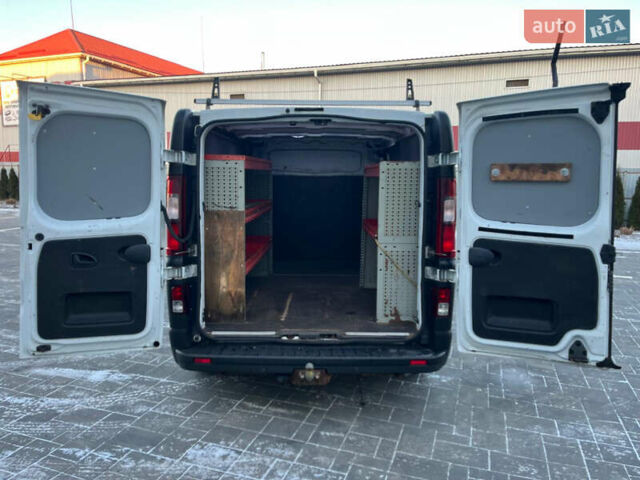 Белый Рено Трафик, объемом двигателя 2 л и пробегом 195 тыс. км за 16800 $, фото 19 на Automoto.ua