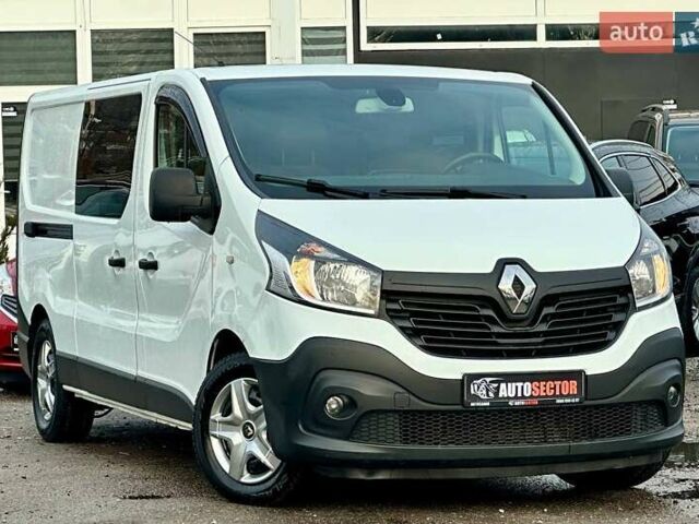 Белый Рено Трафик, объемом двигателя 1.6 л и пробегом 227 тыс. км за 17700 $, фото 5 на Automoto.ua