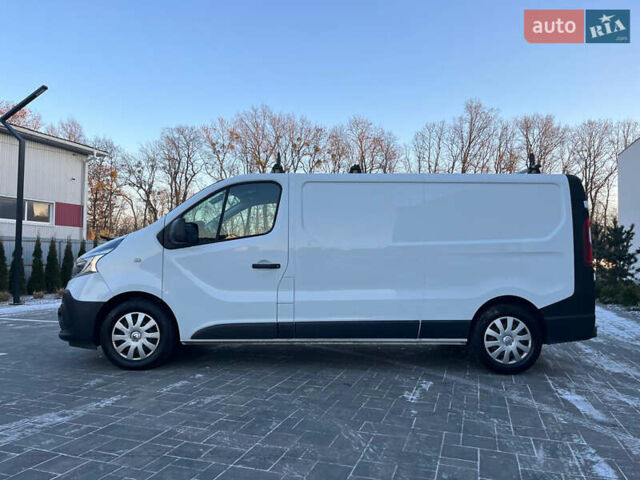 Белый Рено Трафик, объемом двигателя 2 л и пробегом 195 тыс. км за 16800 $, фото 4 на Automoto.ua