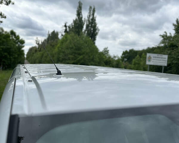 Белый Рено Трафик, объемом двигателя 1.6 л и пробегом 177 тыс. км за 18999 $, фото 20 на Automoto.ua