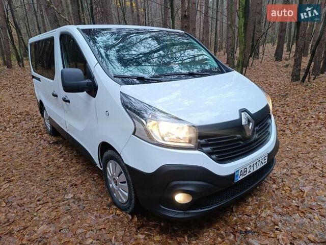 Белый Рено Трафик, объемом двигателя 1.6 л и пробегом 263 тыс. км за 15999 $, фото 40 на Automoto.ua