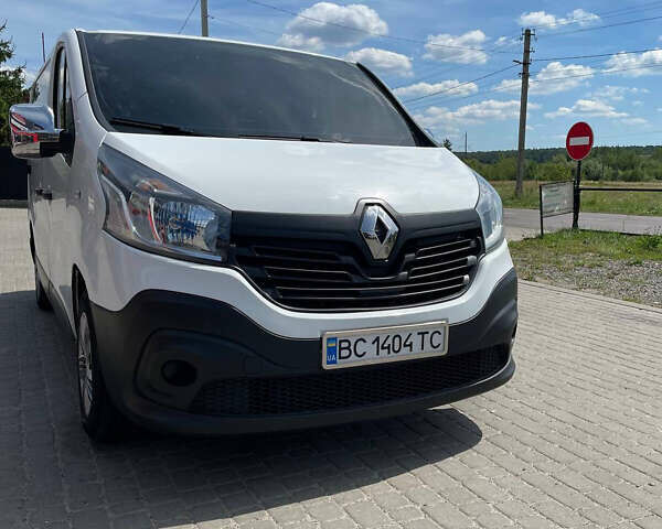 Белый Рено Трафик, объемом двигателя 1.6 л и пробегом 96 тыс. км за 17500 $, фото 9 на Automoto.ua