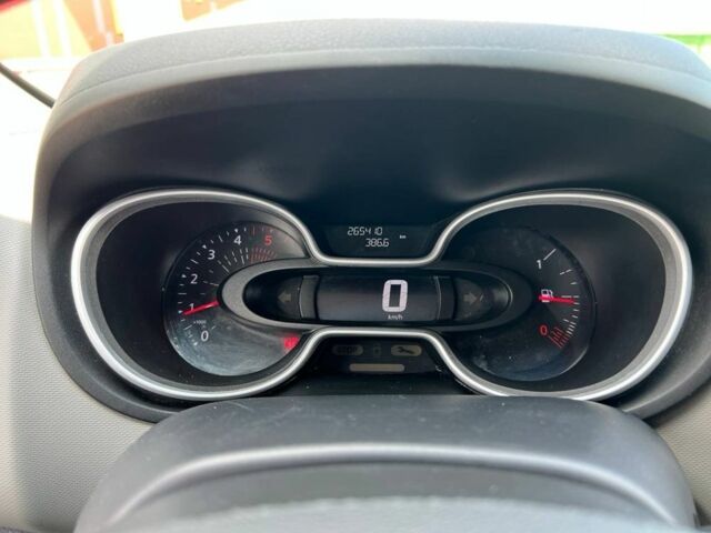 Білий Рено Трафік, об'ємом двигуна 1.6 л та пробігом 260 тис. км за 16800 $, фото 11 на Automoto.ua