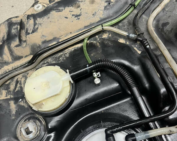 Белый Рено Трафик, объемом двигателя 1.6 л и пробегом 177 тыс. км за 18999 $, фото 85 на Automoto.ua