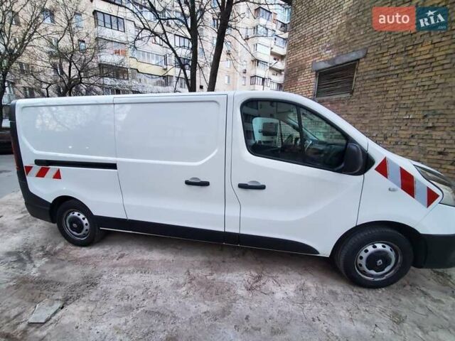 Белый Рено Трафик, объемом двигателя 1.6 л и пробегом 184 тыс. км за 15100 $, фото 1 на Automoto.ua