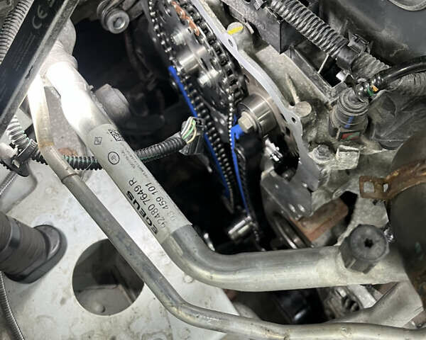 Белый Рено Трафик, объемом двигателя 1.6 л и пробегом 177 тыс. км за 18999 $, фото 80 на Automoto.ua