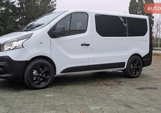 Білий Рено Трафік, об'ємом двигуна 1.6 л та пробігом 229 тис. км за 17400 $, фото 14 на Automoto.ua