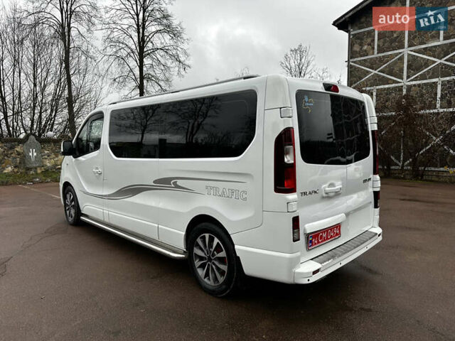 Белый Рено Трафик, объемом двигателя 2 л и пробегом 231 тыс. км за 25700 $, фото 20 на Automoto.ua